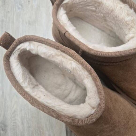 UGG Classic Ultra Mini Platform chestnut tan suede boots warm winter size 9 - Picture 13 of 14